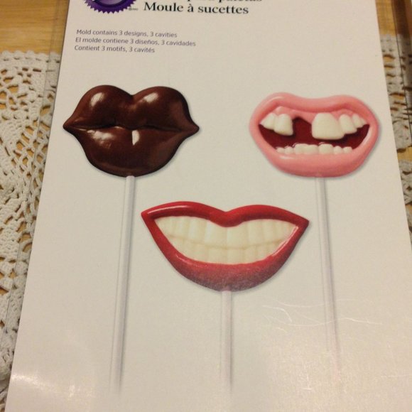 Wilton Candy Molds - Funny mouth shapes for Halloween or whenever - Picture 5 of 6